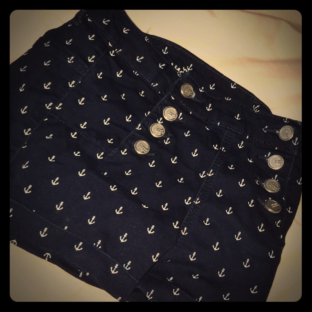 Almost Famous Anchor Shorts